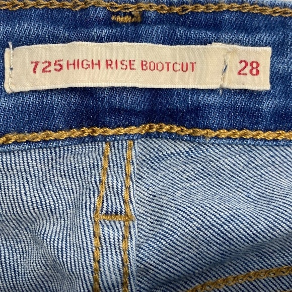 LEVI’S Premium 725 High Rise Bootcut Women’s Jeans Medium Wash Size 28W/30L* - Picture 6 of 10